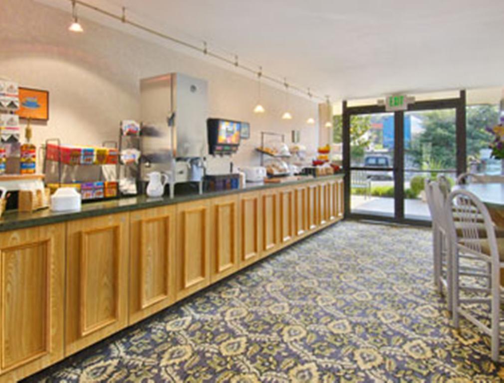 Perryville Hotel 레스토랑 사진